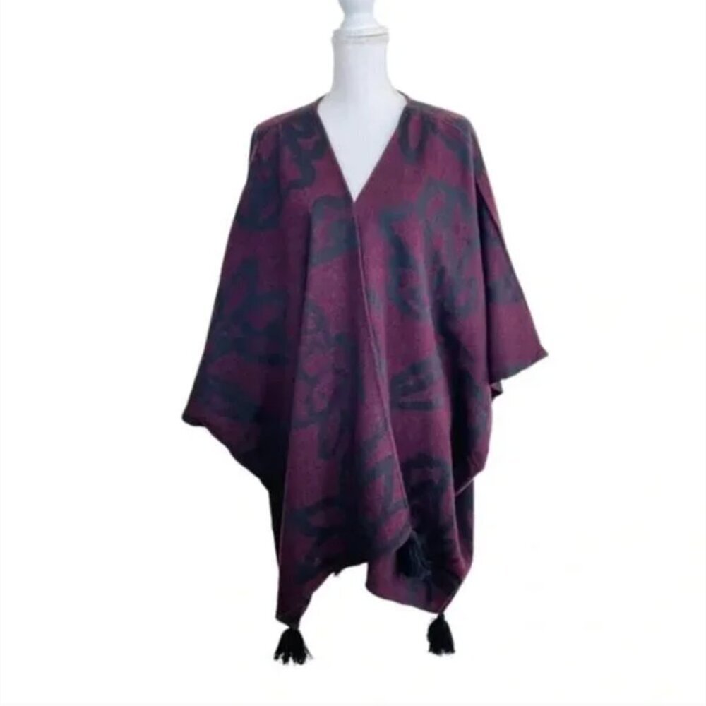 Cleobella Sevigny Capelet Poncho Cap Sweater Burgundy/Black One Size - Picture 8 of 11